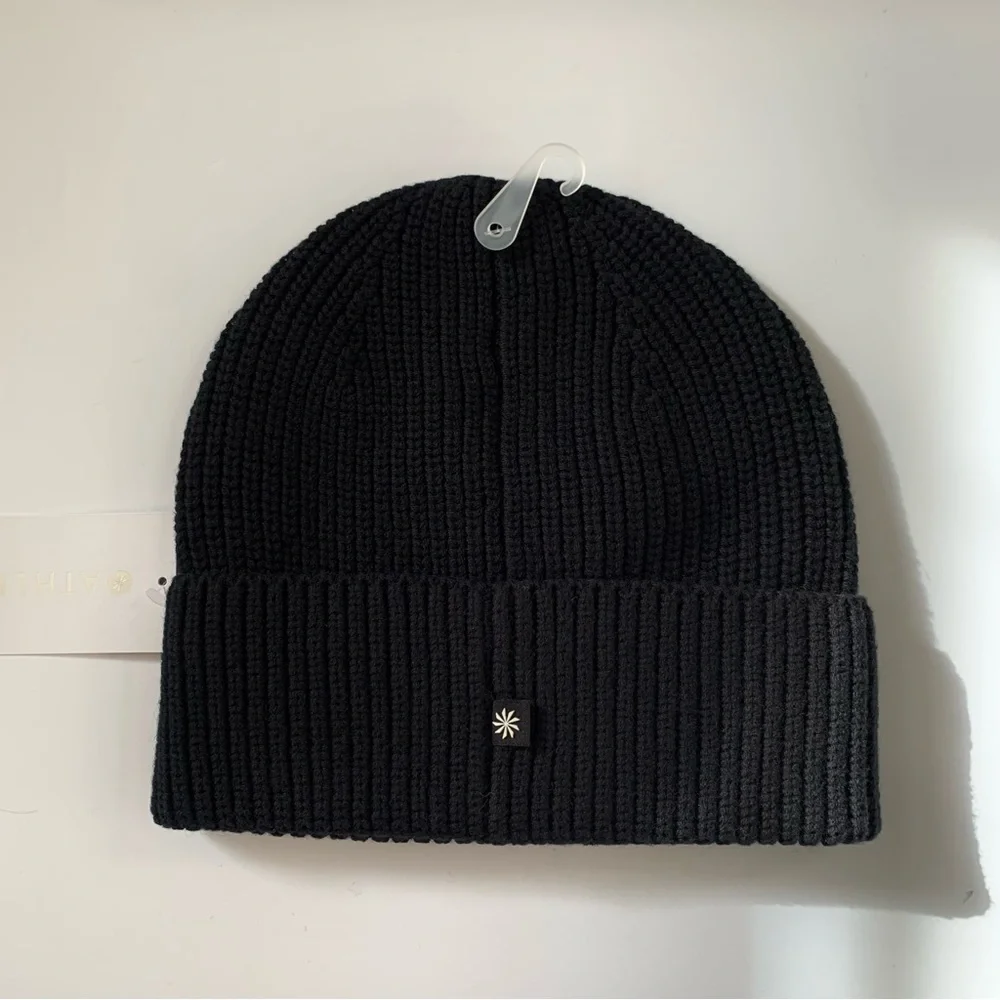Athleta thick knit wool cotton all black beanie